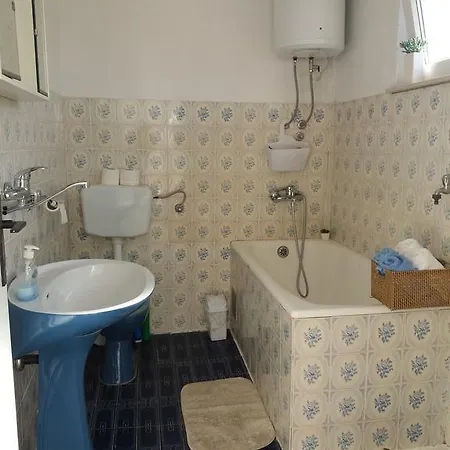 Usce Apartment *